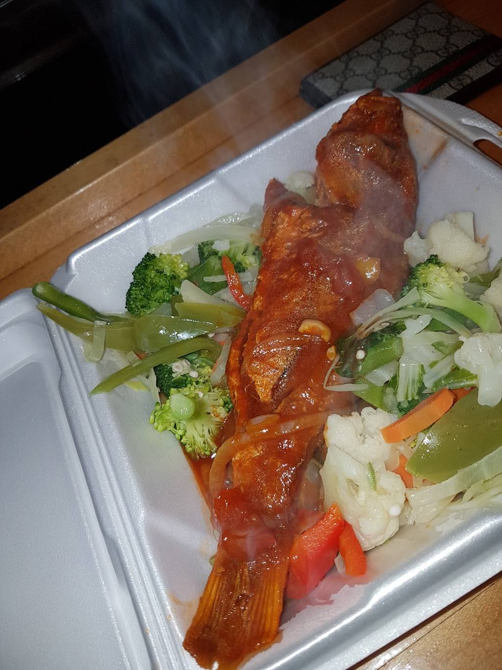 Peppers Caribbean Restaurant | restaurant | 3027 Islington Ave, North York, ON M9L 2K9, Canada | 4167894626 OR +1 416-789-4626