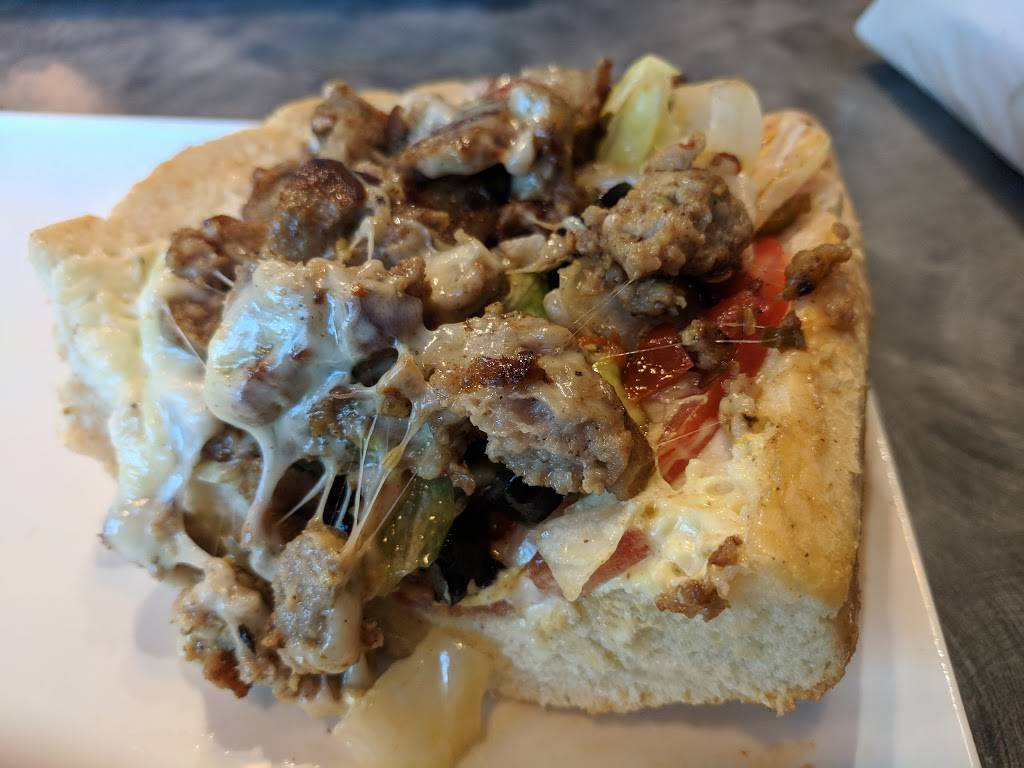 Capriottis Sandwich Shop | restaurant | 4640 1st Ave NE, Cedar Rapids, IA 52402, USA | 3193932900 OR +1 319-393-2900