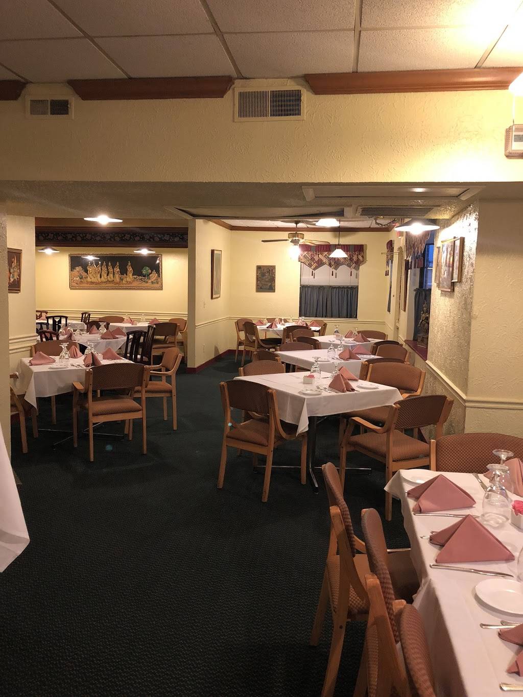 Tandoor India Restaurant | restaurant | 8702 Market Pl Ln, Montgomery, OH 45242, USA | 5137937484 OR +1 513-793-7484