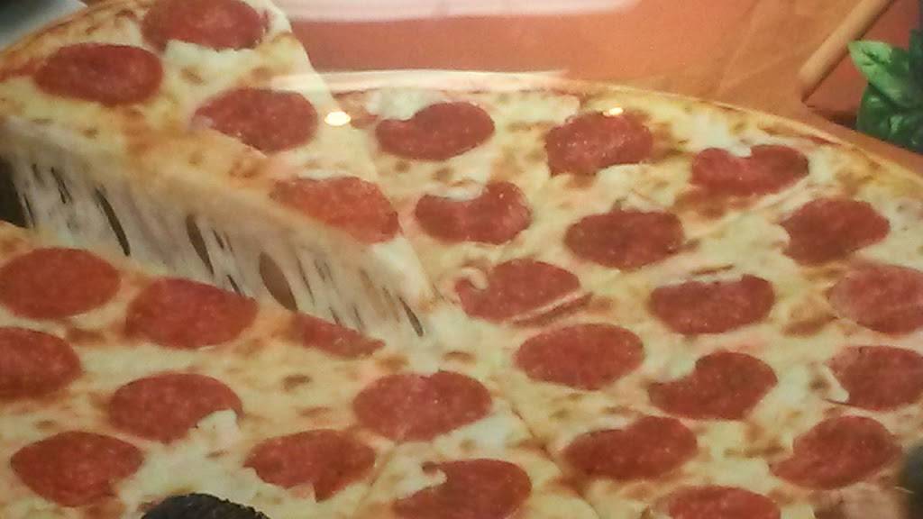 Little Caesars Pizza | meal takeaway | 243 W Carson St, Carson, CA 90745, USA | 3108341223 OR +1 310-834-1223