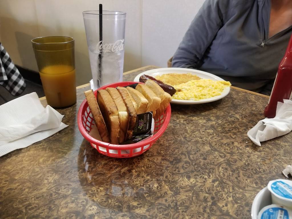 Toot-N-Tell | restaurant | 903 W Garner Rd, Garner, NC 27529, USA | 9197722616 OR +1 919-772-2616