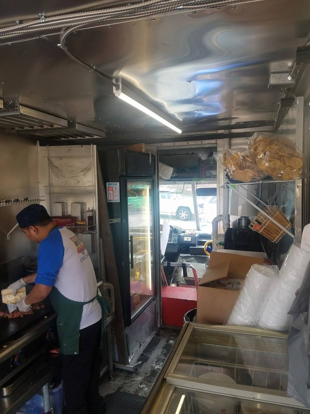 Tacos La Esperanza | restaurant | 3401 Breckenridge Ln, Louisville, KY 40220, USA | 5028028964 OR +1 502-802-8964