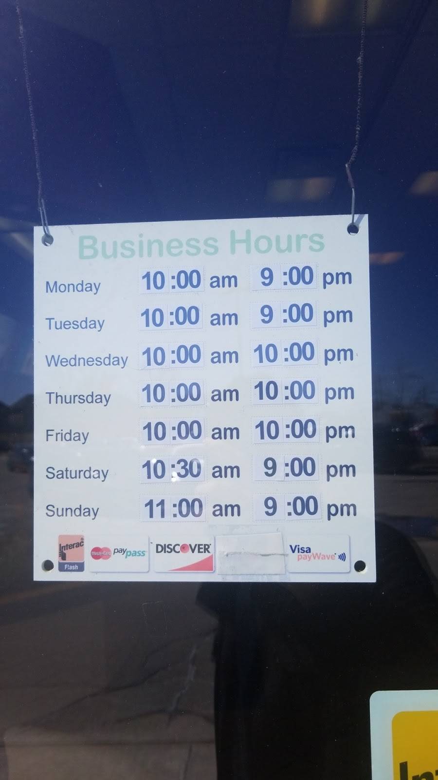 Extreme Pita | restaurant | 16640 Yonge St #9, Newmarket, ON L3X 2N8, Canada | 9058530575 OR +1 905-853-0575