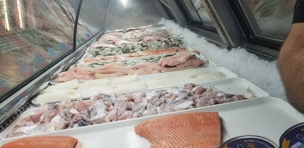 Alaska Fresh Fish and Chicken | restaurant | 700 W Huron St, Pontiac, MI 48341, USA | 2484998086 OR +1 248-499-8086