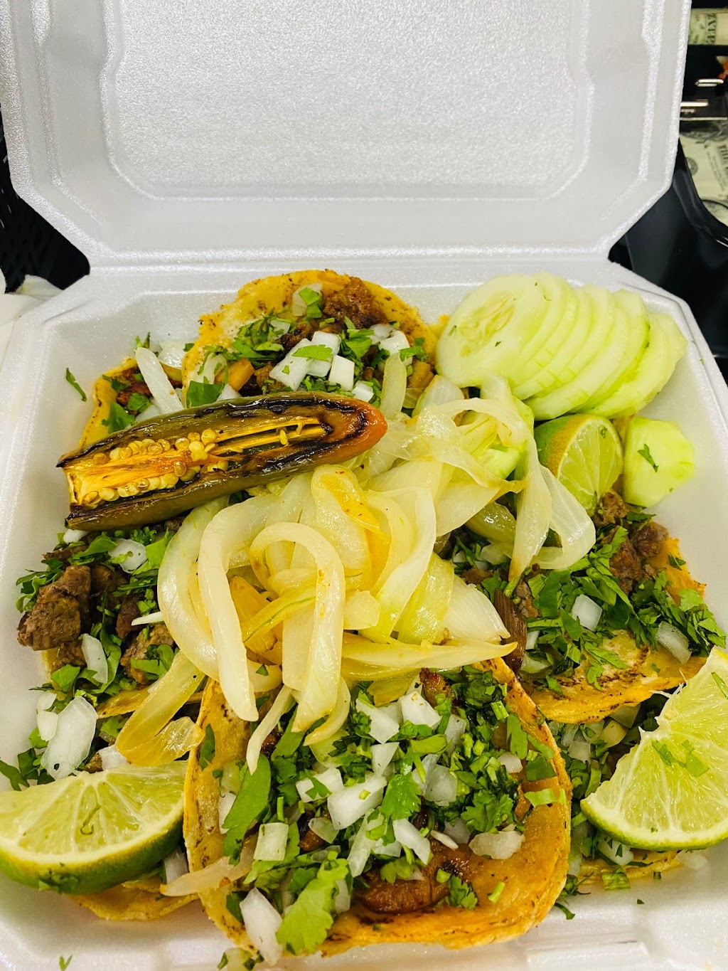 Taqueria La Raza | restaurant | 600 N Wabash Ave, Lakeland, FL 33815, USA | 6165168169 OR +1 616-516-8169