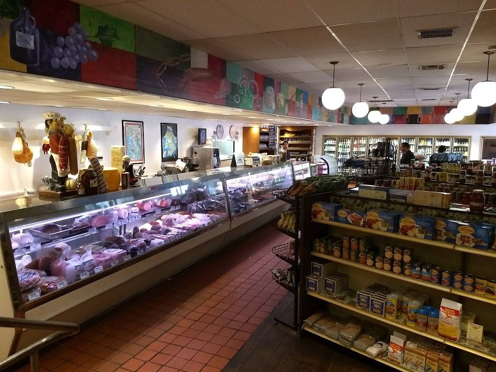 Giulianos Delicatessen & Bakery | restaurant | 1700 Aviation Blvd, Redondo Beach, CA 90278, USA | 3103760416 OR +1 310-376-0416