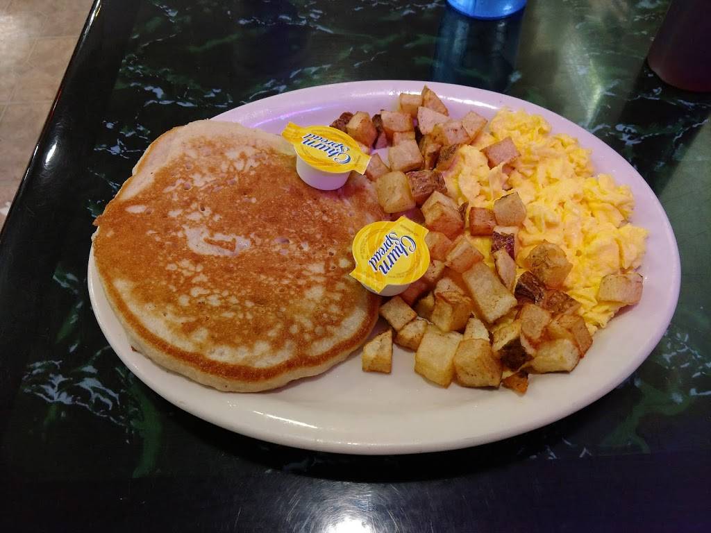 Lockhart Cafe | restaurant | 1203 S Colorado St, Lockhart, TX 78644, USA | 5123986188 OR +1 512-398-6188