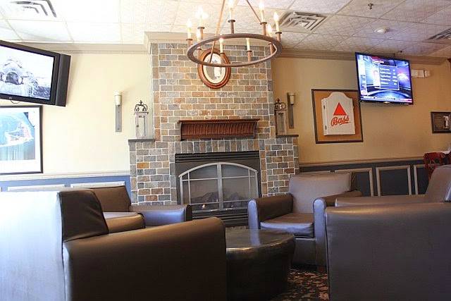 Horace & Sylvias Publick House | restaurant | 100 Deer Park Ave, Babylon, NY 11702, USA | 6315875081 OR +1 631-587-5081