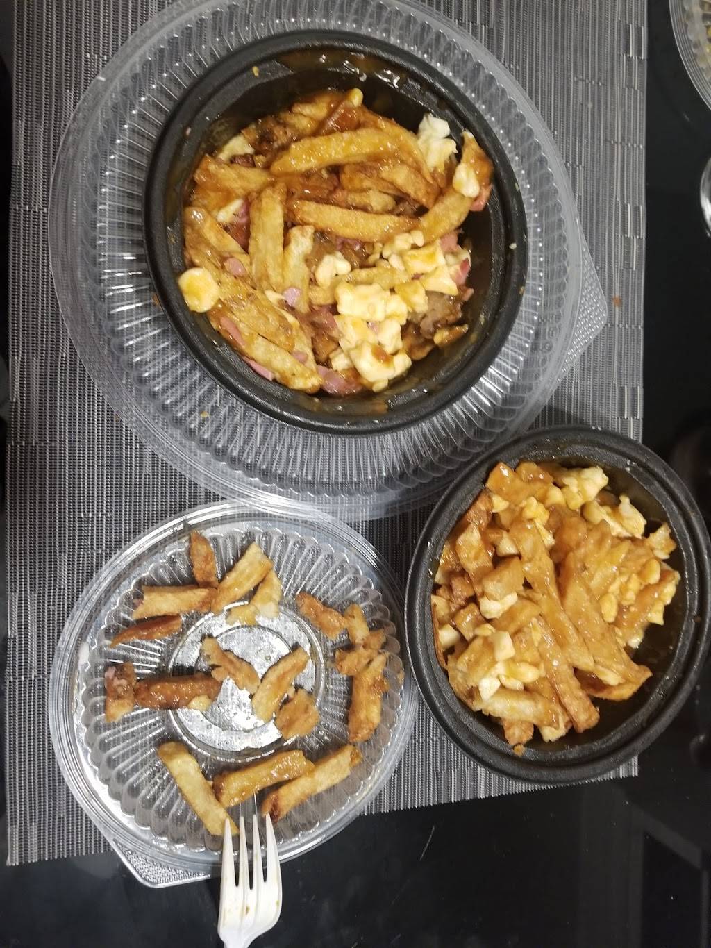 Restaurant La Belle Province Lasalle | restaurant | 8201 Boulevard Newman, LaSalle, QC H8N 1Y1, Canada | 5143670473 OR +1 514-367-0473