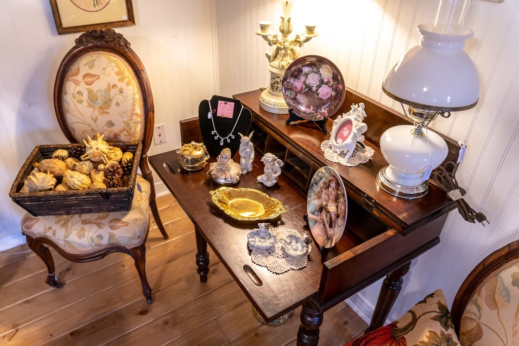AnnieLu Antiques and Tea Room | restaurant | 5986 Savannah Hwy, Ravenel, SC 29470, USA | 8438890001 OR +1 843-889-0001