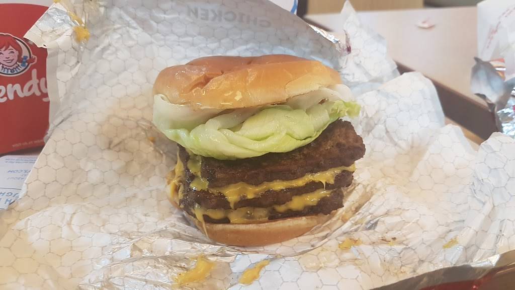 Wendys | restaurant | 2500 W Atlantic Blvd, Pompano Beach, FL 33069, USA | 9549757977 OR +1 954-975-7977