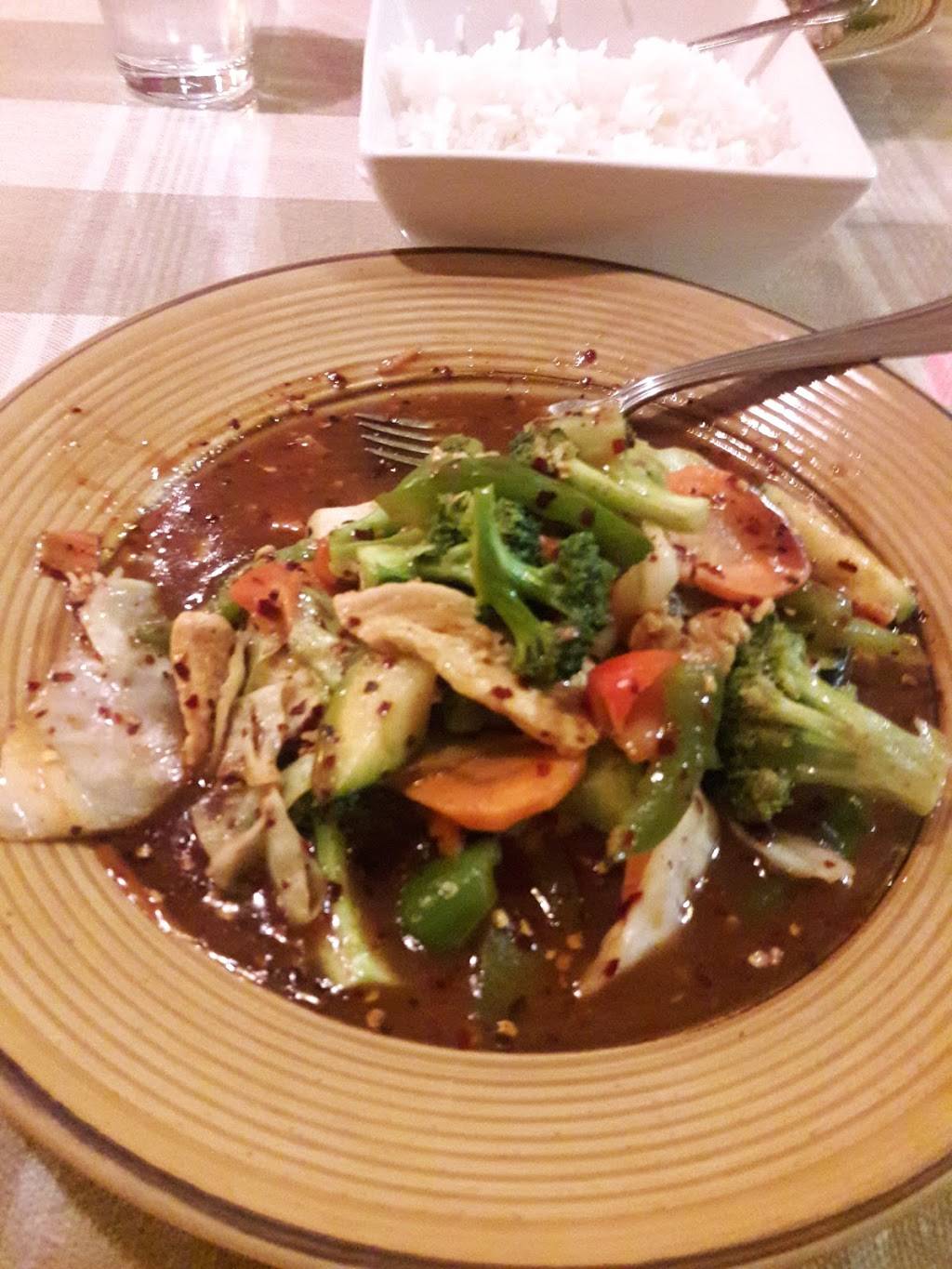 Thai Kitchen | restaurant | 2130 Main St #5, Longmont, CO 80501, USA | 3037727800 OR +1 303-772-7800