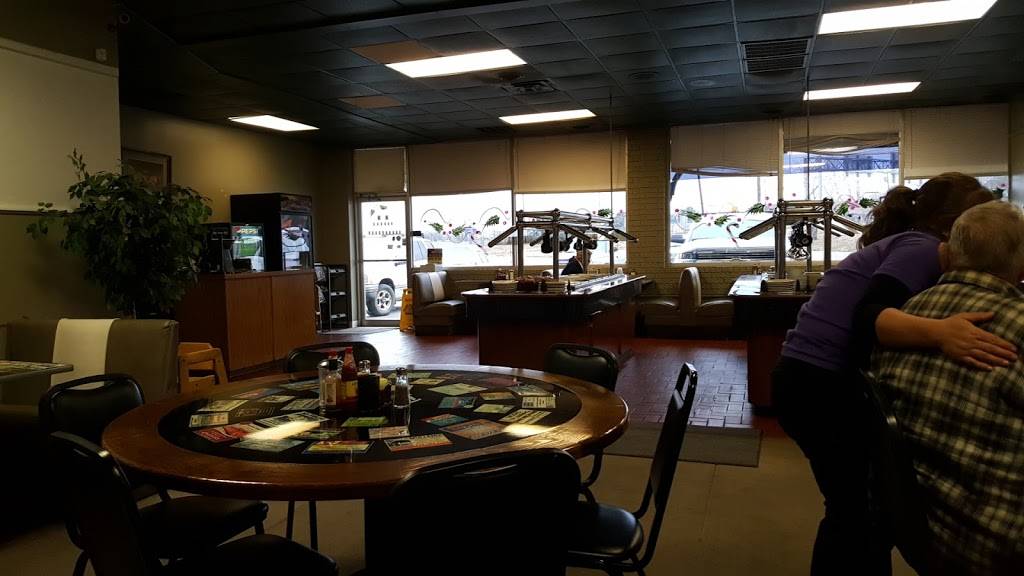 Ds | restaurant | 3200 Alma Hwy, Van Buren, AR 72956, USA | 4794743574 OR +1 479-474-3574