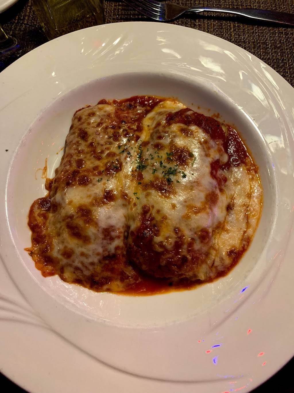 Bazils | restaurant | 4777 E Sunrise Dr, Tucson, AZ 85718, USA | 5205773322 OR +1 520-577-3322