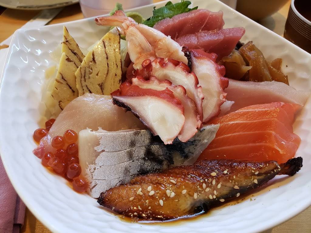 Kiku Sushi | restaurant | 1316 Gilman St, Berkeley, CA 94706, USA | 5105255458 OR +1 510-525-5458