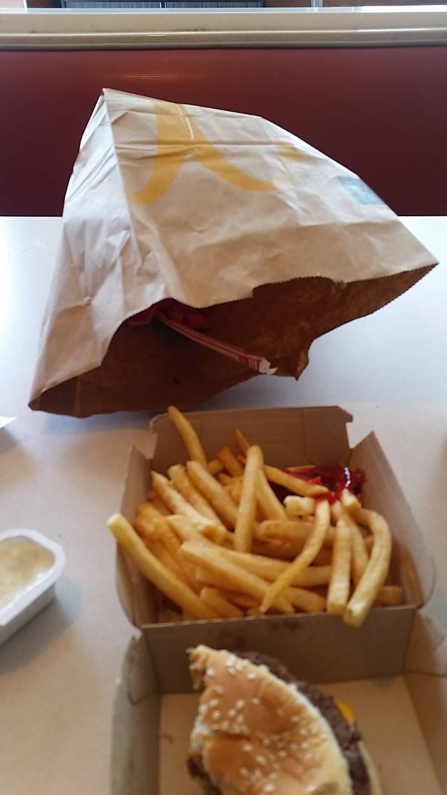 McDonalds | cafe | 3636 W Mineral King Ave, Visalia, CA 93277, USA | 5597321182 OR +1 559-732-1182