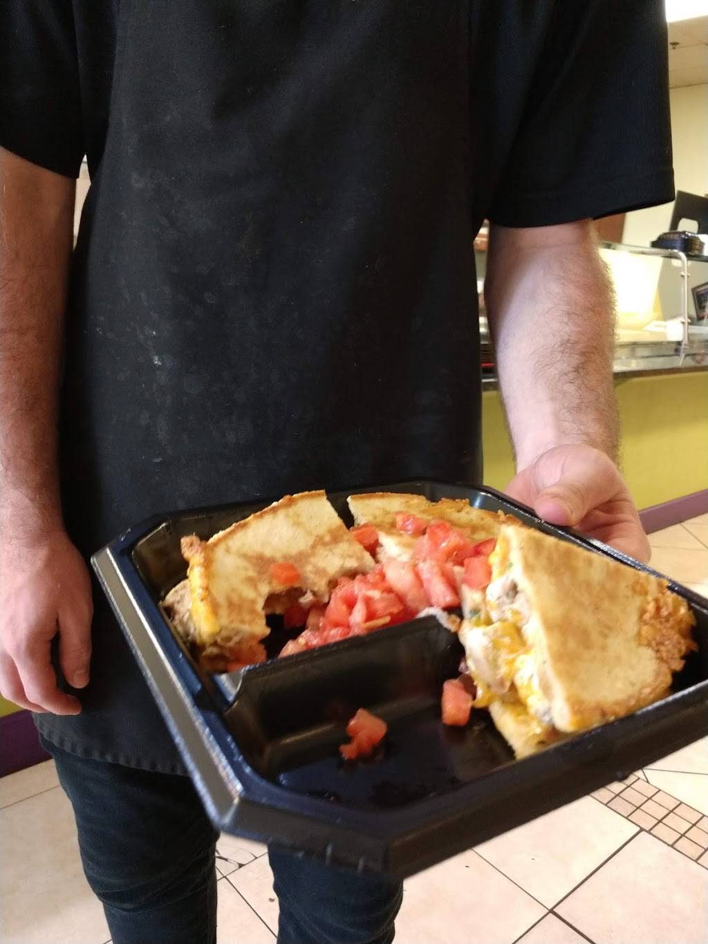 Patinellas Chicken Grill | restaurant | 1201 Piper Blvd, Naples, FL 34110, USA | 2392607783 OR +1 239-260-7783