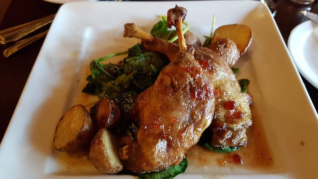 Petit Bills Bistro | restaurant | 1293 Wellington St W, Ottawa, ON K1Y 3B1, Canada | 6137292500 OR +1 613-729-2500