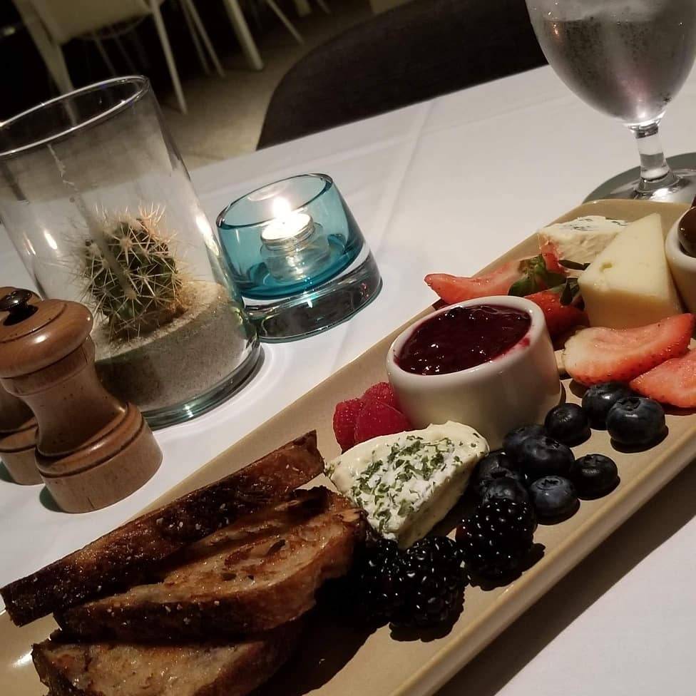 Hearth 61 at Mountain Shadows | restaurant | 5445 E Lincoln Dr, Scottsdale, AZ 85253, USA | 4806245400 OR +1 480-624-5400