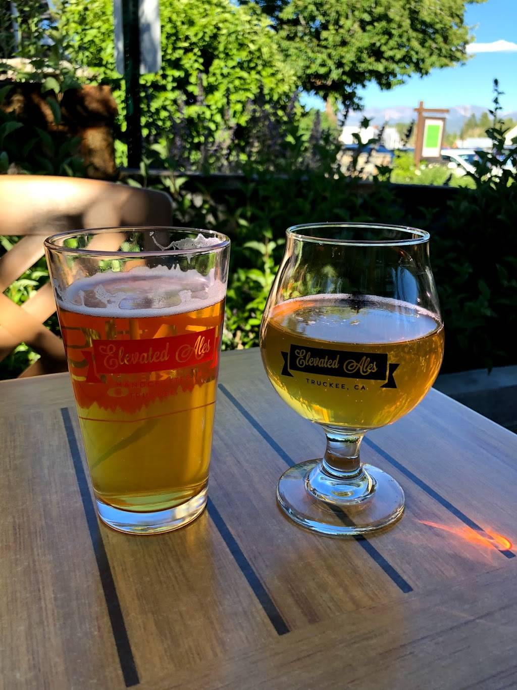 Tahoe Mountain Brewing | restaurant | 10292 Donner Pass Rd, Truckee, CA 96161, USA | 5305873409 OR +1 530-587-3409