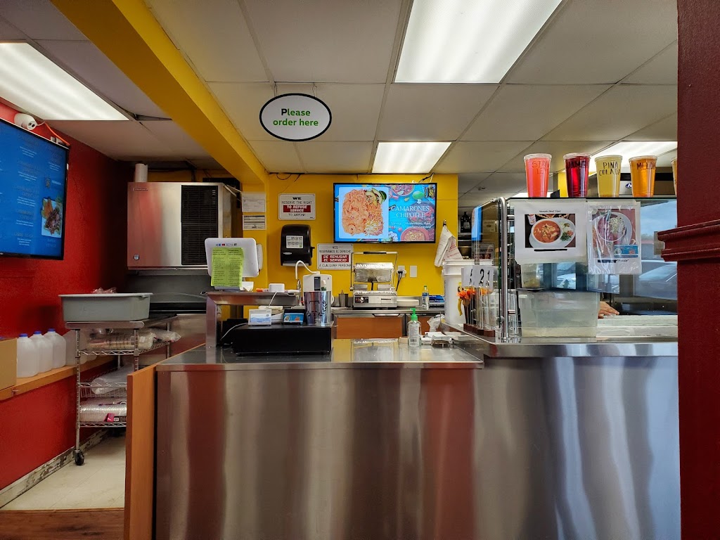 Stacks Mobile Bistro | restaurant | 815 W Columbia Dr, Kennewick, WA 99336, USA | 5095512591 OR +1 509-551-2591