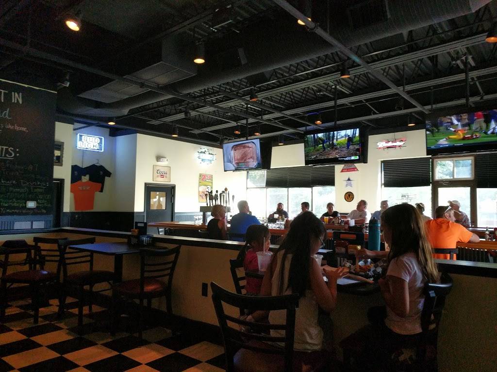 Yo Mammas Wings Lusby | restaurant | 258 Town Square Dr, Lusby, MD 20657, USA | 4104498143 OR +1 410-449-8143