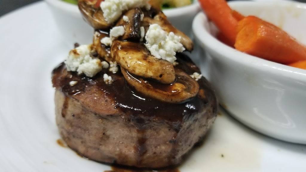 Rems Vegas Sports Lounge | night club | 909 E Yorba Linda Blvd, Placentia, CA 92870, USA | 7146469569 OR +1 714-646-9569