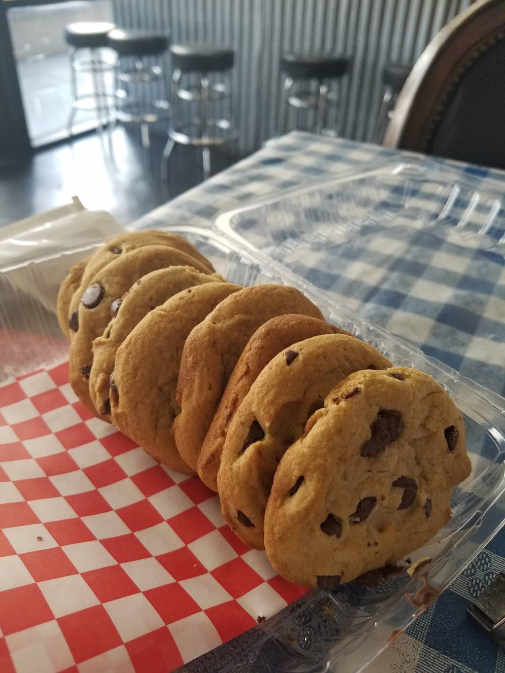 Hotties Pizza | restaurant | 440 Fair Dr #106, Costa Mesa, CA 92626, USA | 9496506205 OR +1 949-650-6205