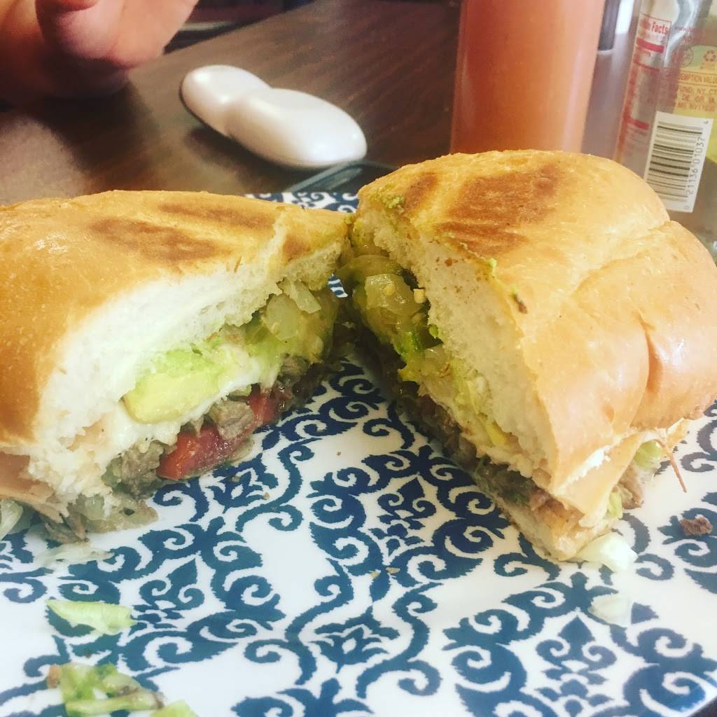 Don Pedros Pupuseria y Taqueria | restaurant | 320 N Main St, Duncanville, TX 75116, USA | 4698867050 OR +1 469-886-7050