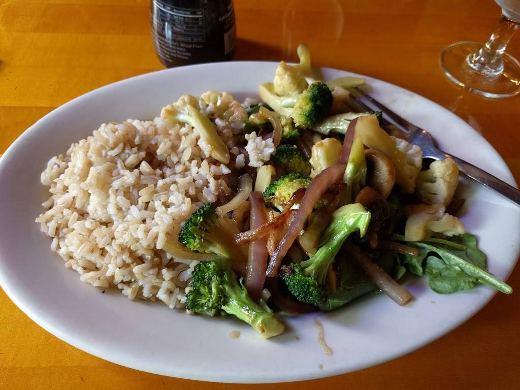 Napis Restaurant | restaurant | 7 Freeman St, Provincetown, MA 02657, USA | 5084871145 OR +1 508-487-1145