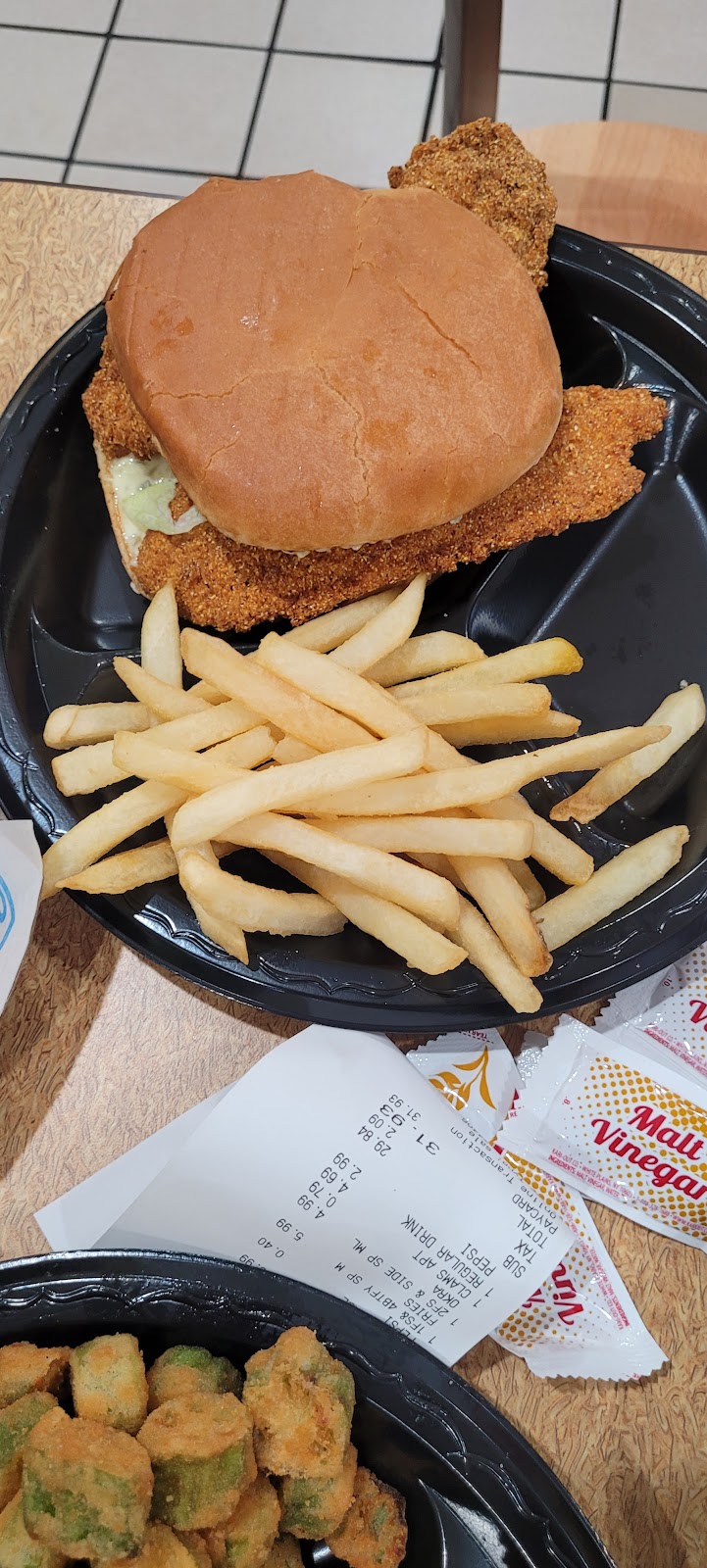 Captain Ds | restaurant | 6600 MS-63, Moss Point, MS 39563, USA | 2282855950 OR +1 228-285-5950