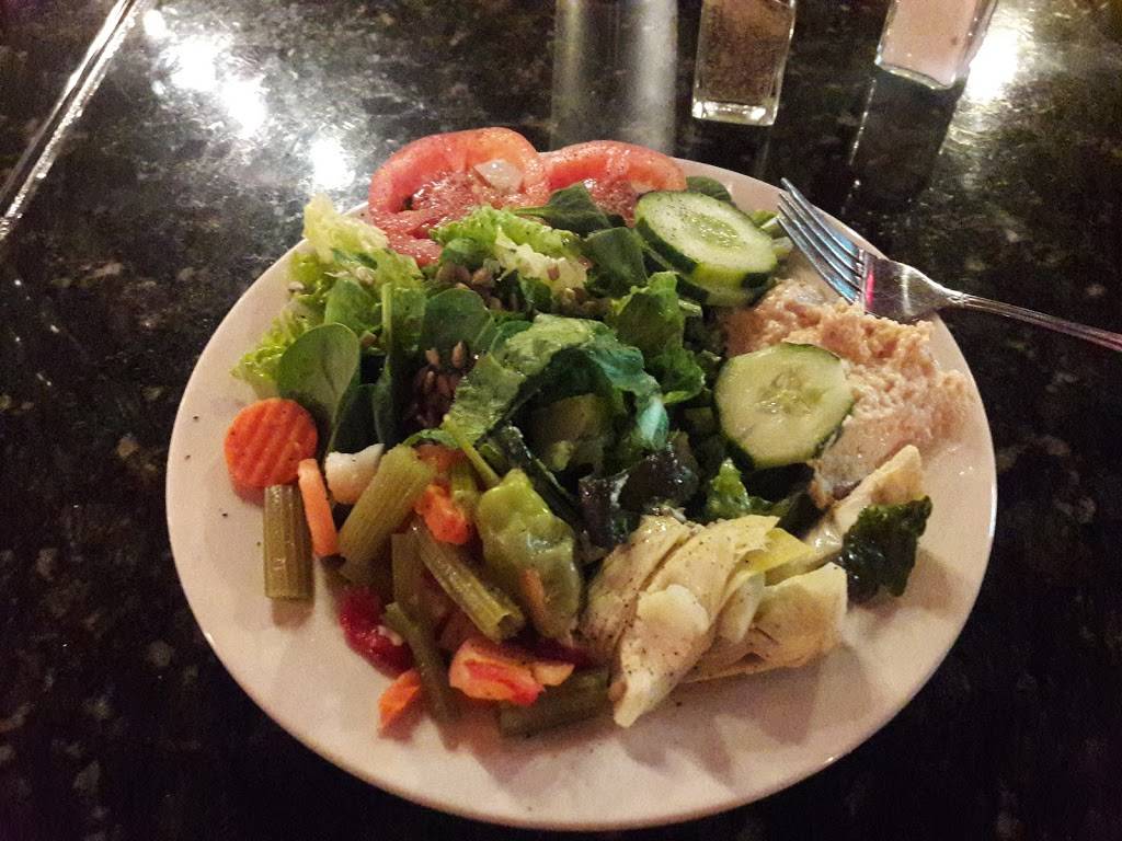 Chadra Mezza & Grill | restaurant | 1622 Park Pl Ave, Fort Worth, TX 76110, USA | 8179263992 OR +1 817-926-3992