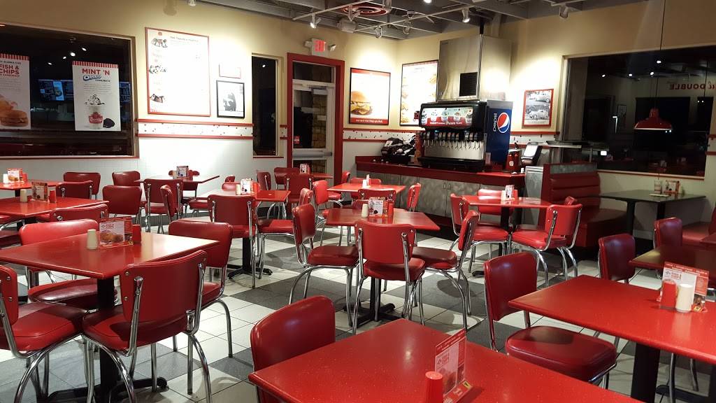 Freddys Frozen Custard & Steakburgers | restaurant | 129 E Williams Field Rd, Gilbert, AZ 85295, USA | 4808993500 OR +1 480-899-3500