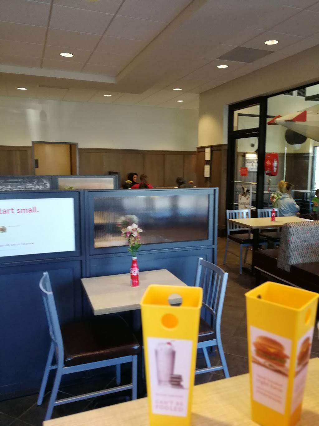 Chick-fil-A | restaurant | 600 Grassfield Pkwy, Chesapeake, VA 23322, USA | 7574361100 OR +1 757-436-1100