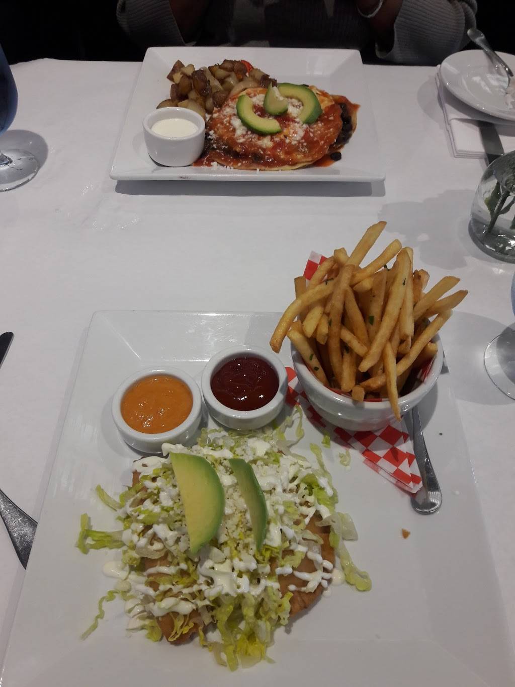 St Helena Bistro | restaurant | 1146 Main St, St Helena, CA 94574, USA | 7079633371 OR +1 707-963-3371