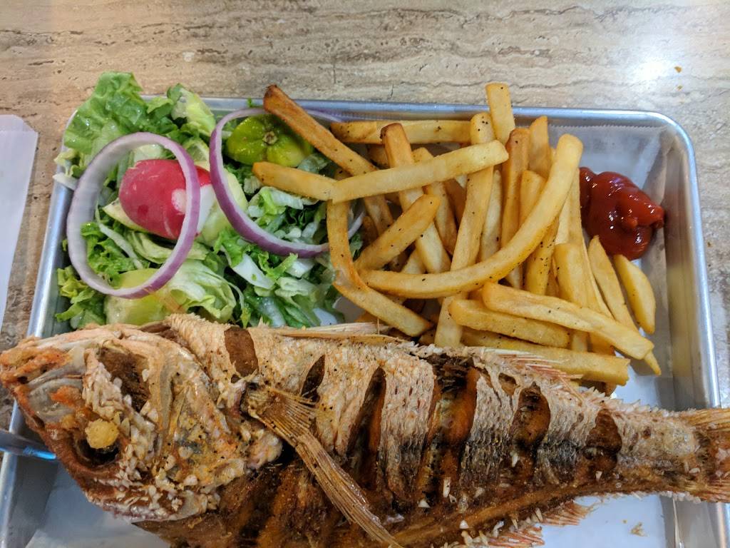 Mariscos 2000 | restaurant | 1153 S Stemmons Fwy, Lewisville, TX 75067, USA | 9729568300 OR +1 972-956-8300