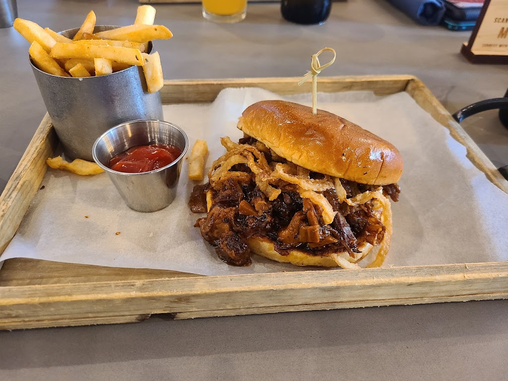 FireLake Grill House & Cocktail Bar | restaurant | 221 N Columbus Dr, Chicago, IL 60601, USA | 3124770234 OR +1 312-477-0234