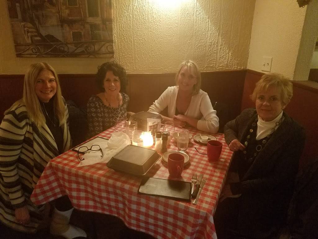 Joes Casa Di Amici | restaurant | 200 E Riverside Blvd, Loves Park, IL 61111, USA | 7797743854 OR +1 779-774-3854