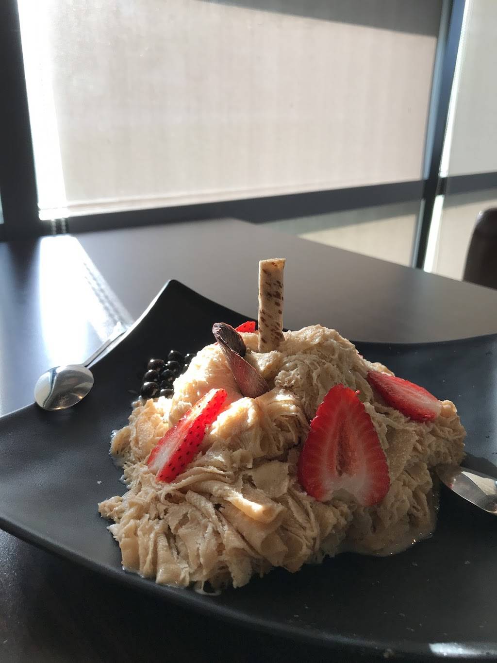 Glacier Cove | cafe | 14890 Metcalf Ave, Overland Park, KS 66223, USA | 9132442253 OR +1 913-244-2253