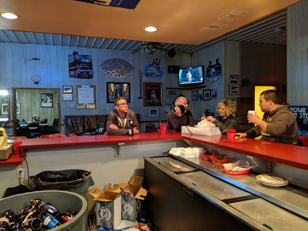 Redbones Inc | restaurant | 6456 US-50, Montgomery, IN 47558, USA | 8124862663 OR +1 812-486-2663