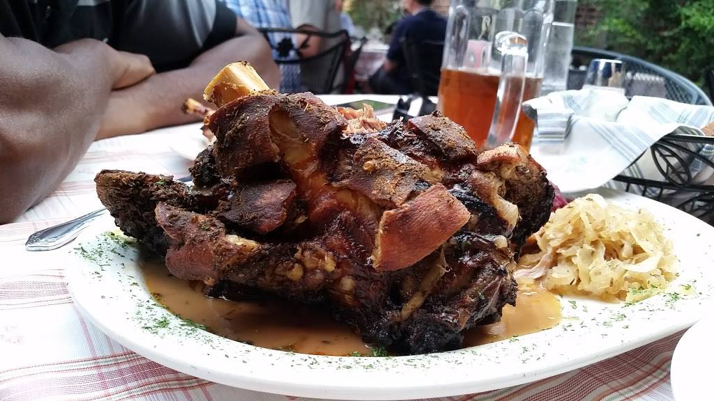 Schmankerl Stube | restaurant | 58 S Potomac St, Hagerstown, MD 21740, USA | 3017973354 OR +1 301-797-3354