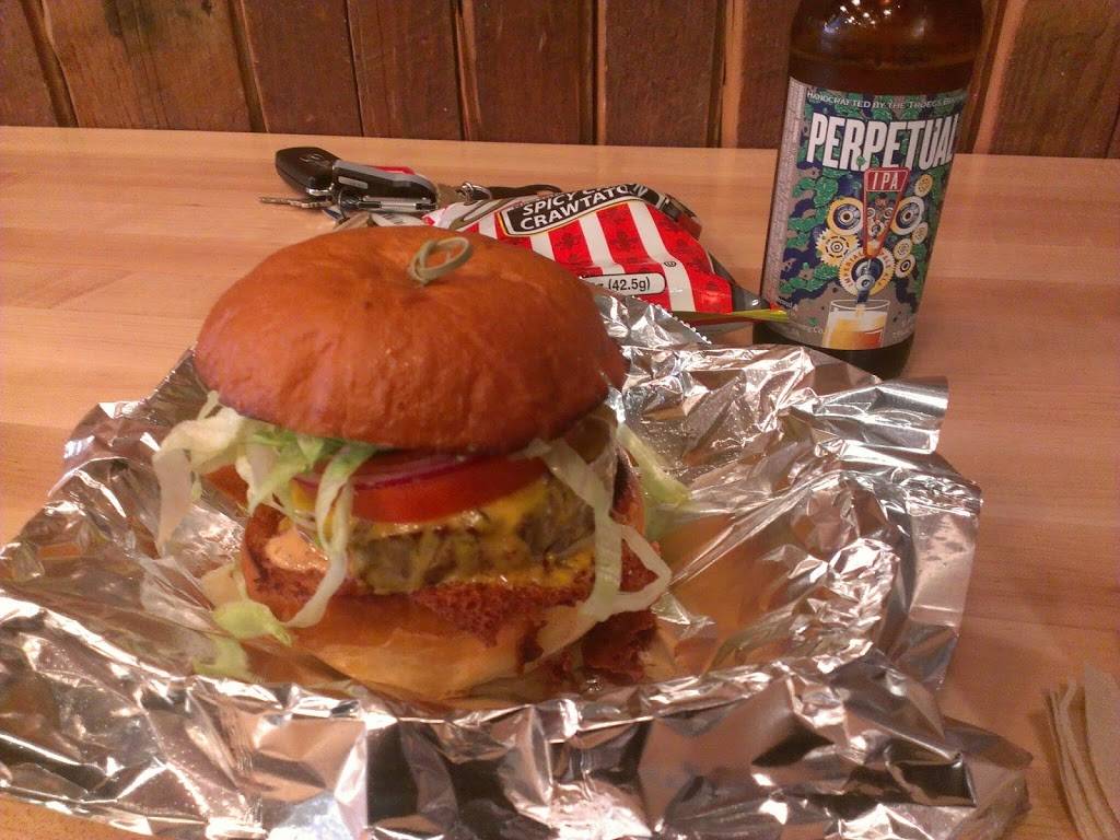 Red Apron | restaurant | 8298 Glass Alley, Fairfax, VA 22031, USA | 7036763550 OR +1 703-676-3550