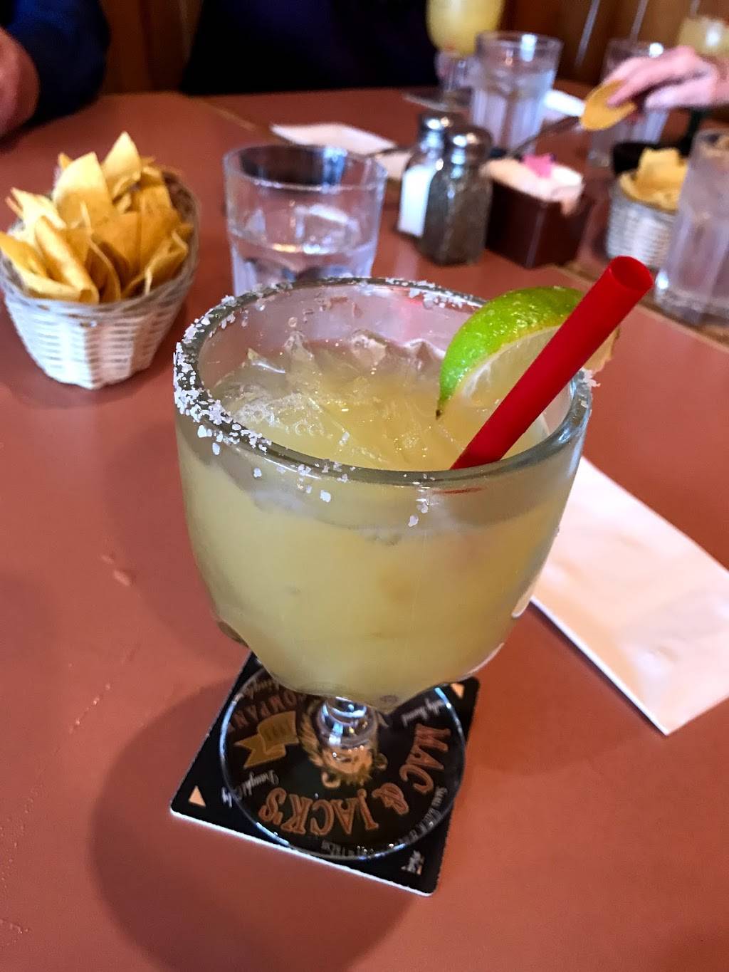 Las Palomas Mexican Restaurant | restaurant | 1085 E Washington St, Sequim, WA 98382, USA | 3606813842 OR +1 360-681-3842