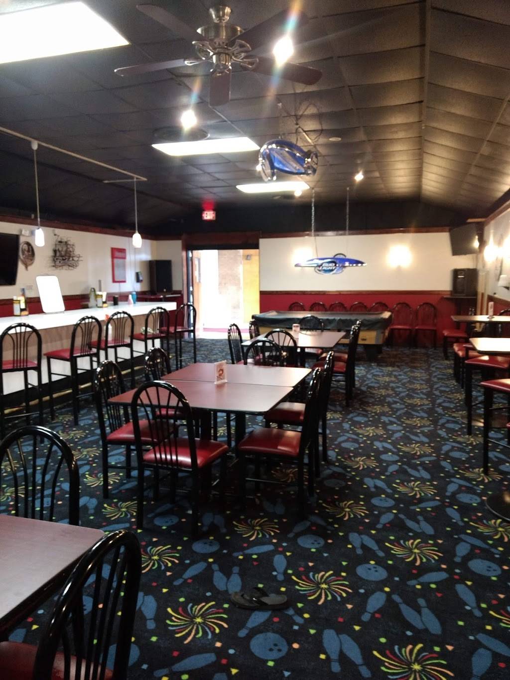Legacy Lanes & Lounge | night club | 775 S 2nd St, Coshocton, OH 43812, USA | 7405754279 OR +1 740-575-4279