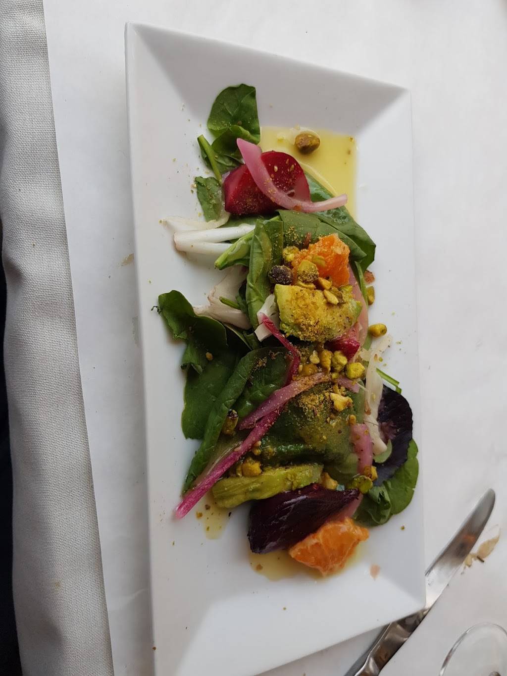 The Ranch House | restaurant | 102 Besant Rd, Ojai, CA 93023, USA | 8056462360 OR +1 805-646-2360