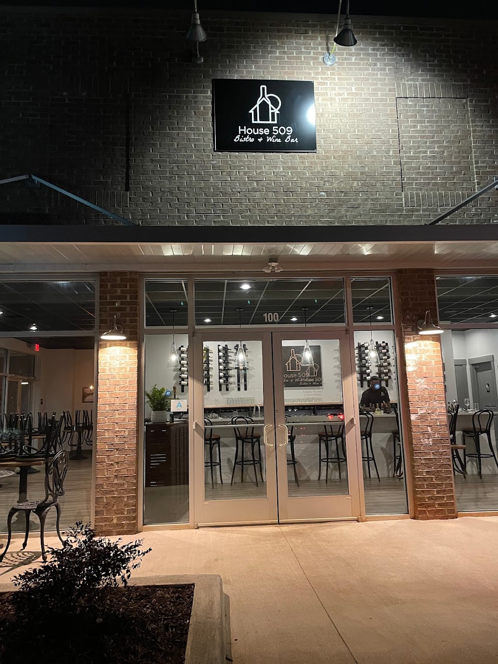 House 509 Bistro & Wine Bar | restaurant | 100 Wicker Park Ave, Greer, SC 29651, USA | 8646639926 OR +1 864-663-9926