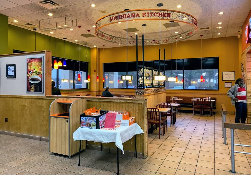 Popeyes Louisiana Kitchen | restaurant | 2301 W Lucas St, Florence, SC 29501, USA | 8432920386 OR +1 843-292-0386