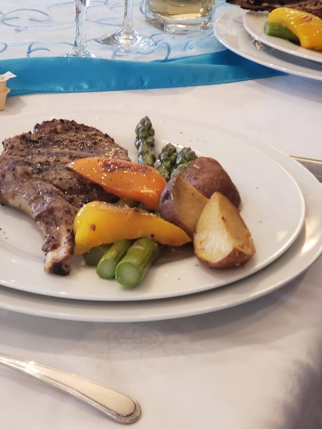 Marias Kitchen Italian Cuisine | restaurant | 588 Edward Ave, Richmond Hill, ON L4C 9Y6, Canada | 9057378752 OR +1 905-737-8752