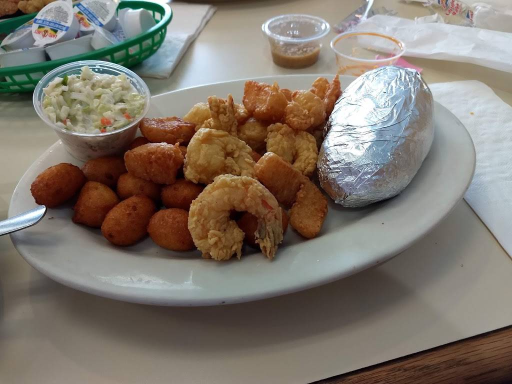 Fishermans Dock | restaurant | 4307 Fort Henry Dr, Kingsport, TN 37663, USA | 4232390268 OR +1 423-239-0268