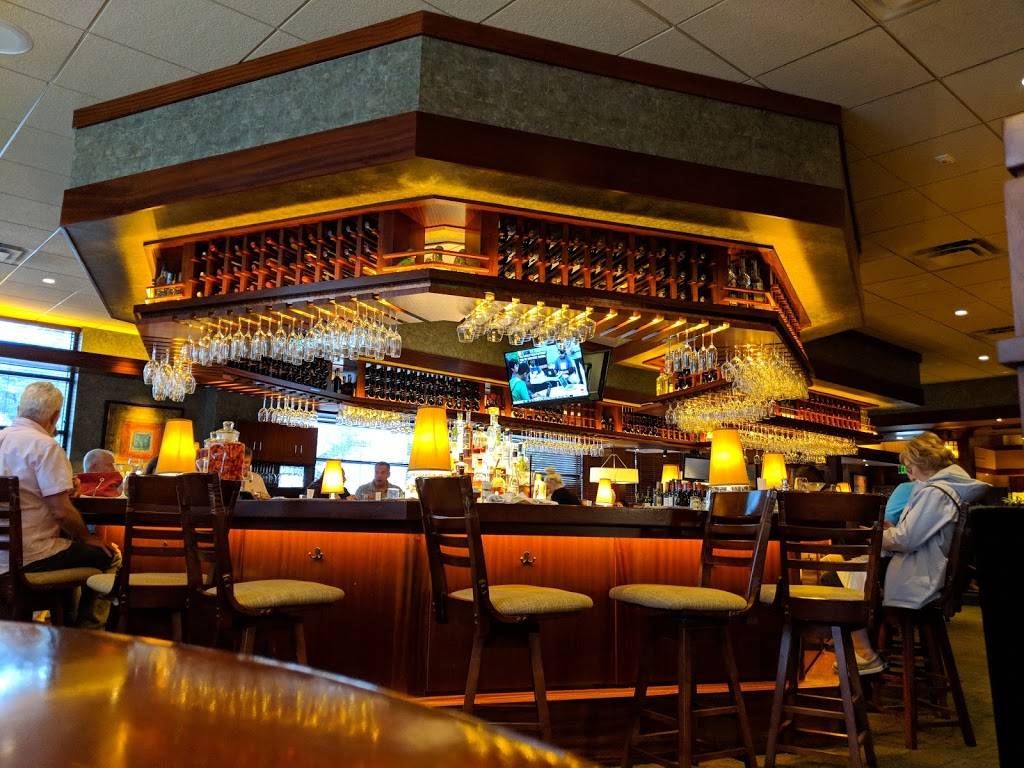 Seasons 52 | restaurant | 220 Boylston St, Chestnut Hill, MA 02467, USA | 6175581152 OR +1 617-558-1152
